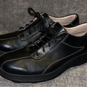 Skechers Men's Black Leather Derbys